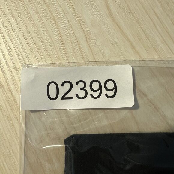 Womens Guess Black Marie Polo Pocket Tee Shirt S Y2K Style Embroidered Logo - Picture 10 of 10